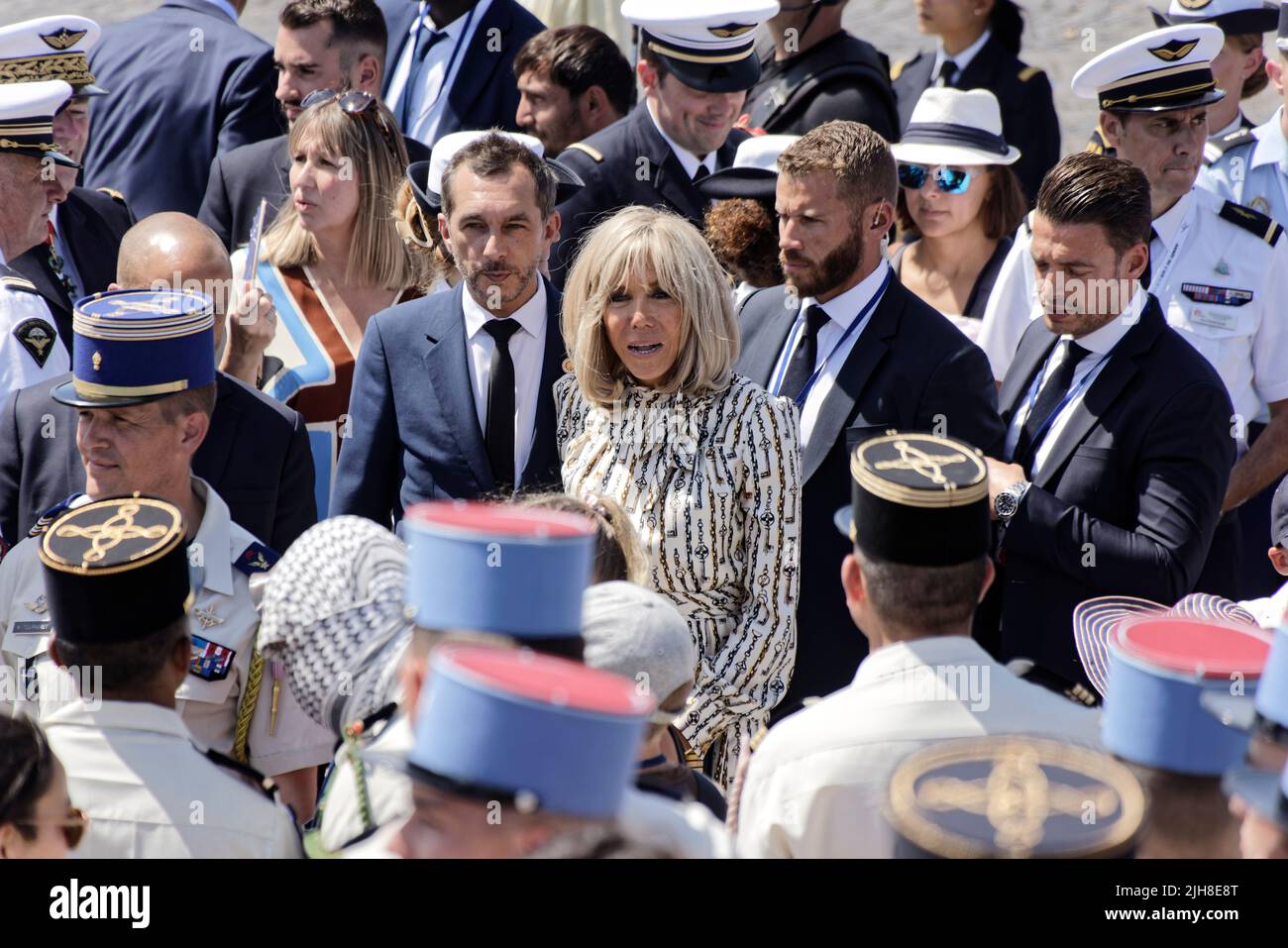 Paris, France. 14th juillet 2022. Brigitte Macron assiste au défilé