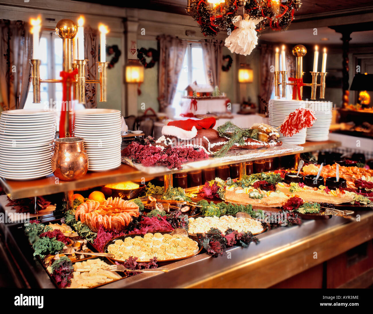 Suède Stockholm RESTAURANT BUFFET TRADITIONNEL DE NOËL STALLMASTARGARDEN Photo Stock - Alamy